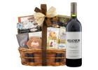 Holiday Wine Gift Basket – Celebrate the Season in Style
