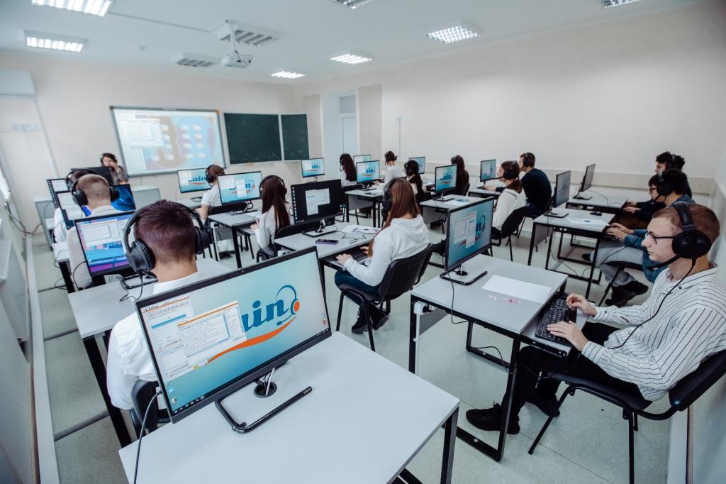 Language Lab Equipments