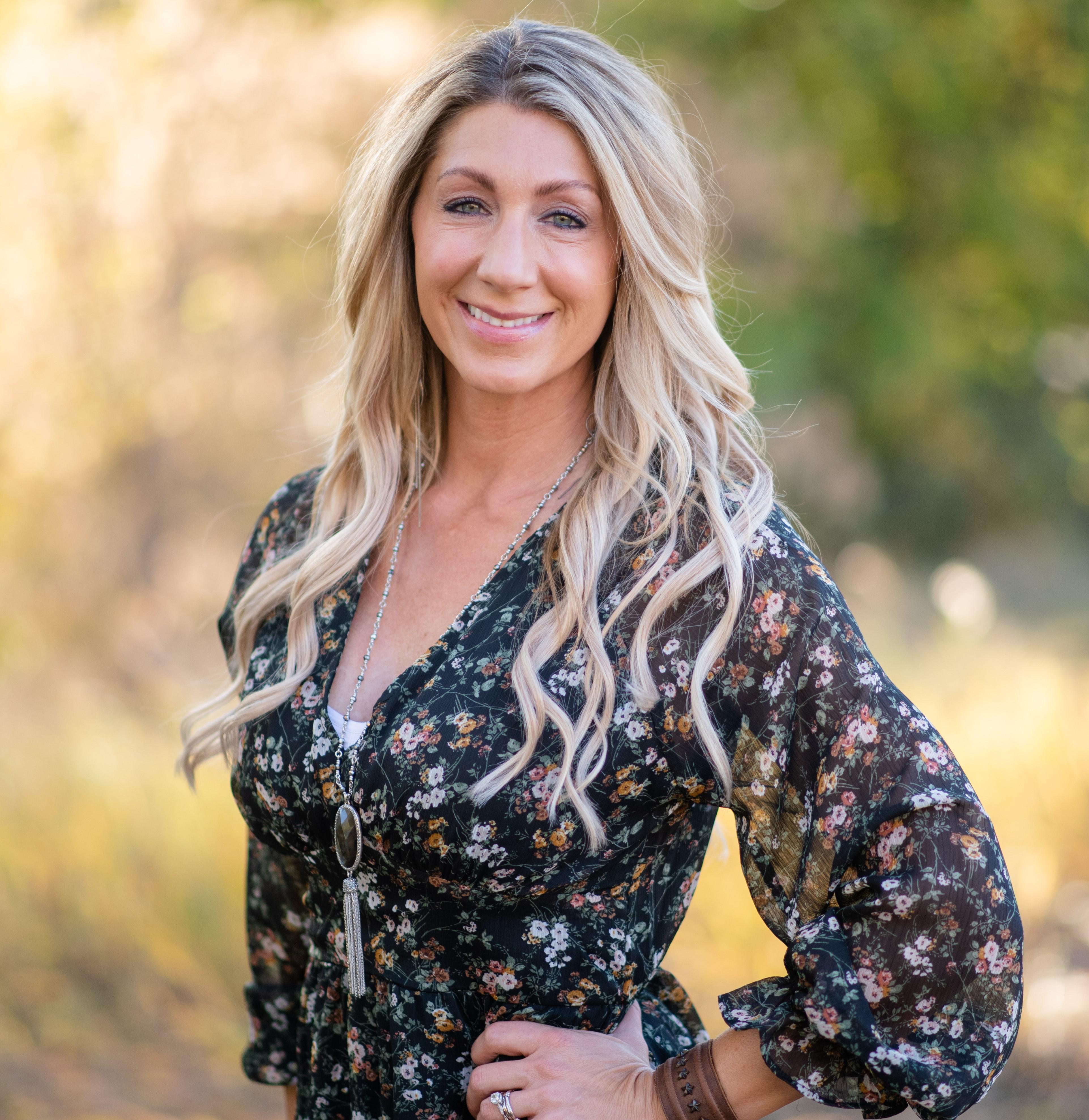 Your Guide to Lakewood Living - Homes for Sale Now!