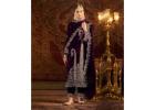 Grace Meets Grandeur – Shop Designer Pakistani Suits Online