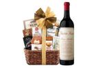 Gift Baskets for Anniversary – Romantic & Thoughtful Gifts