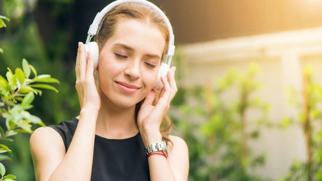 Faceless Online Business for Beginners - Work From Anywhere!
